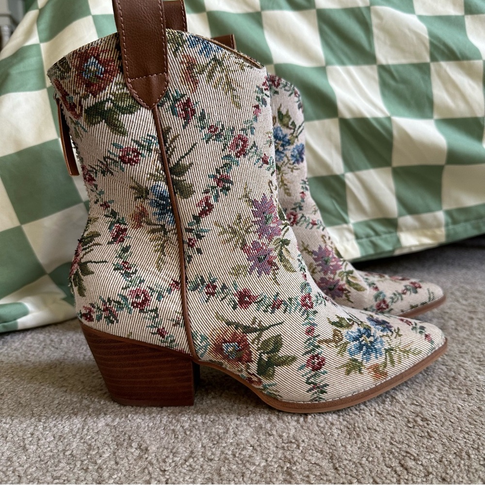 Floral Tapestry Ankle Western Boots